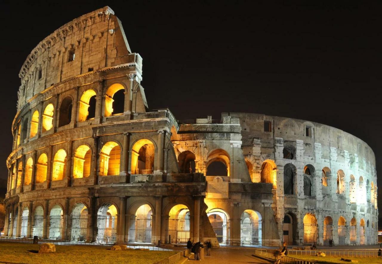 Romenjoy Colosseo Kültér fotó
